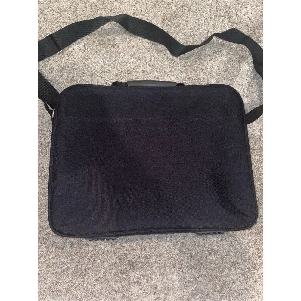 INIT Laptop Computer Shoulder Bag Black 12”x15” Shoulder Strap Black